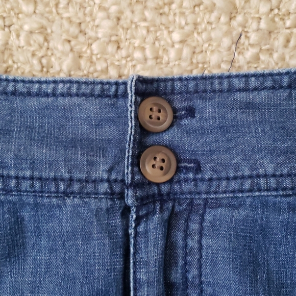 💥Caslon Dark Chambray Mini Skirt size 2 - Picture 5 of 8